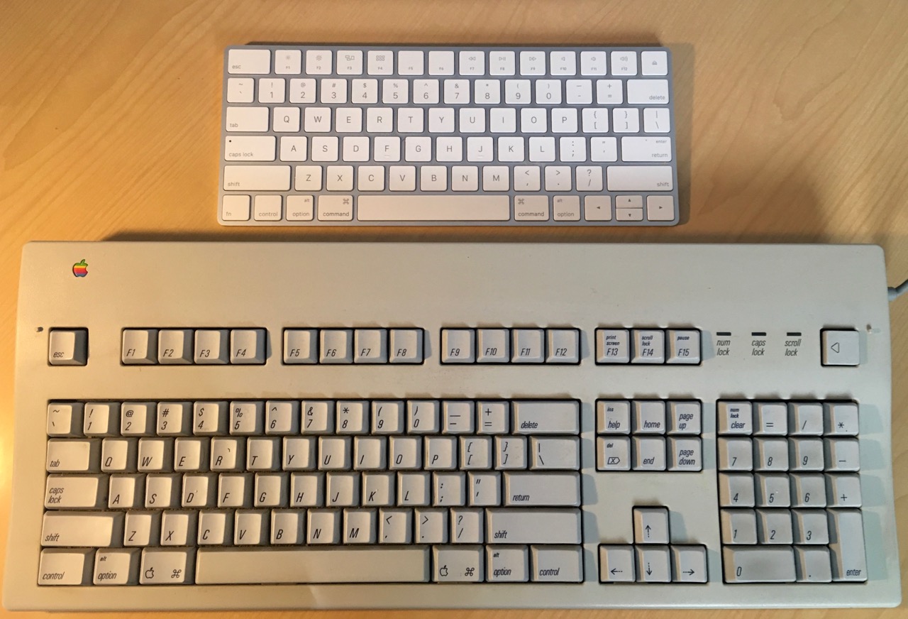 /img/2017/extended-keyboard-ii-vs-magic-keyboard.jpg